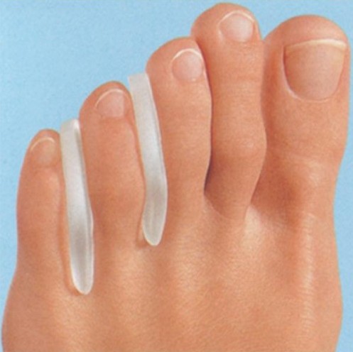 a lábujjak közötti bőrkezelés